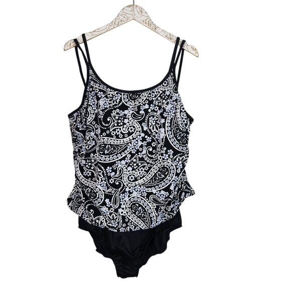 MIRACLESUIT Magicsuit Swimsuit Womens 22W Black Paisley One Piece Plus Size NWOT - Picture 1 of 9